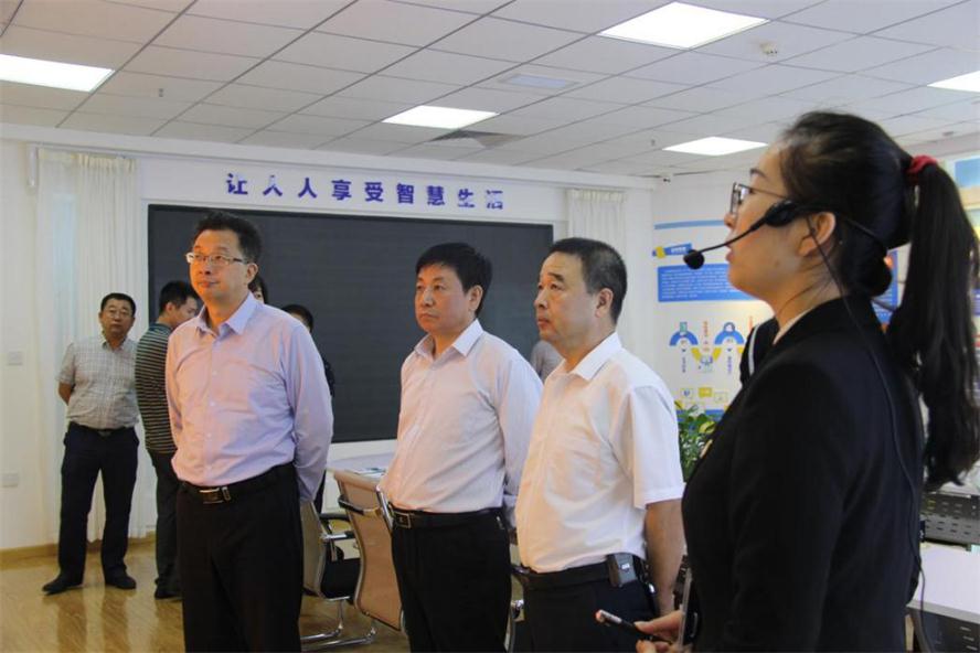 辽阳市何亚琼副市长莅临217永信贵宾会电商调研.jpg 辽阳市何亚琼副市长莅临217永信贵宾会电商调研.jpg